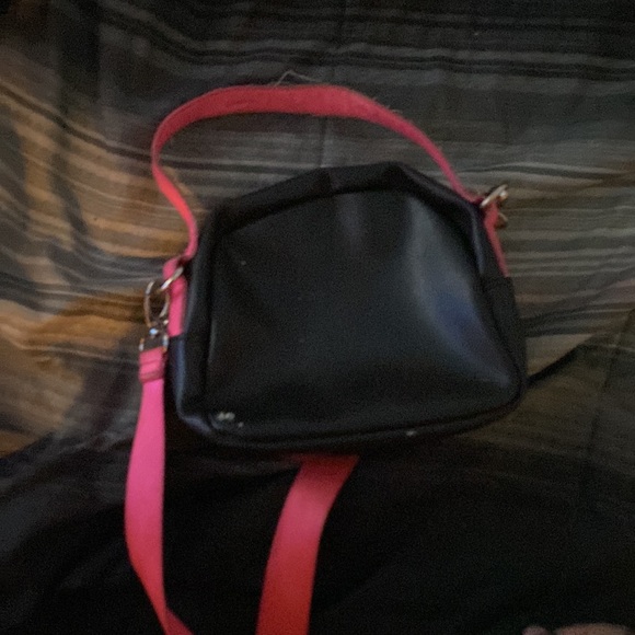 It’s a little bit, but I’m going to throw a sheep - Picture 2 of 5